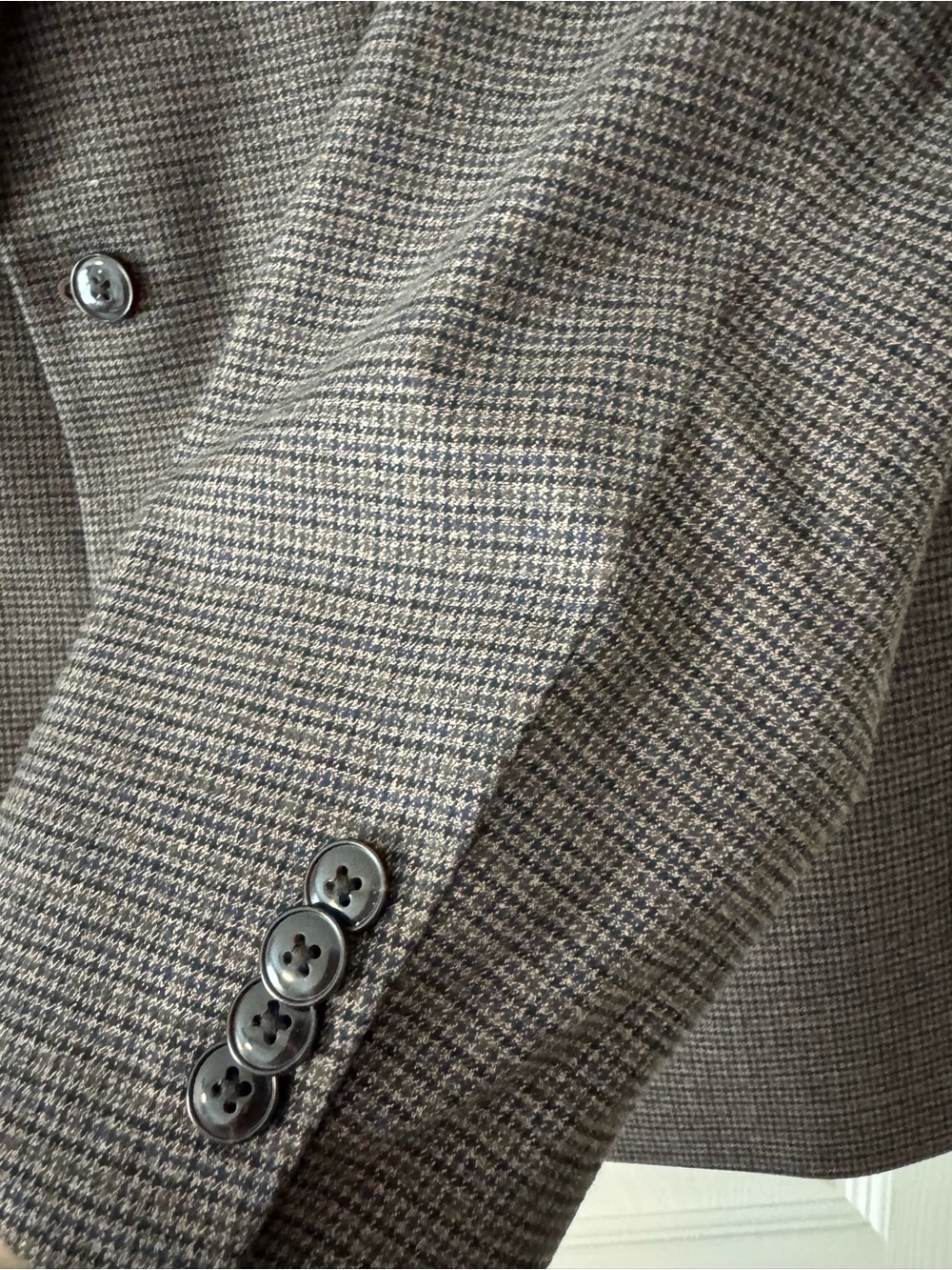 Michael Kors Men's Herringbone Gray Two-Button Blazer - Picture 3 of 6